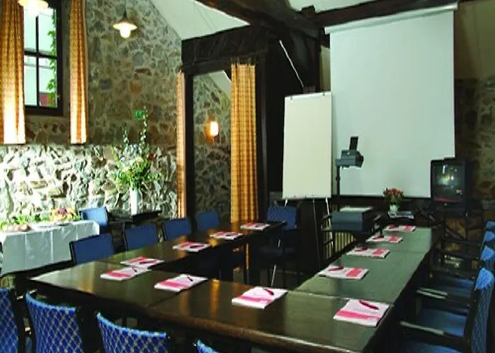 普鲁洪尼斯公园酒店