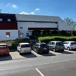Park Otel 3*